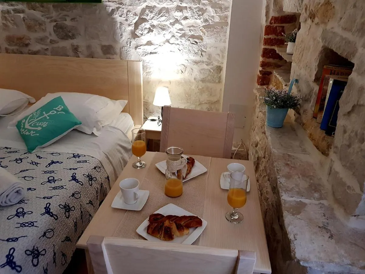 Villa Nautica Stone House 0*, Split