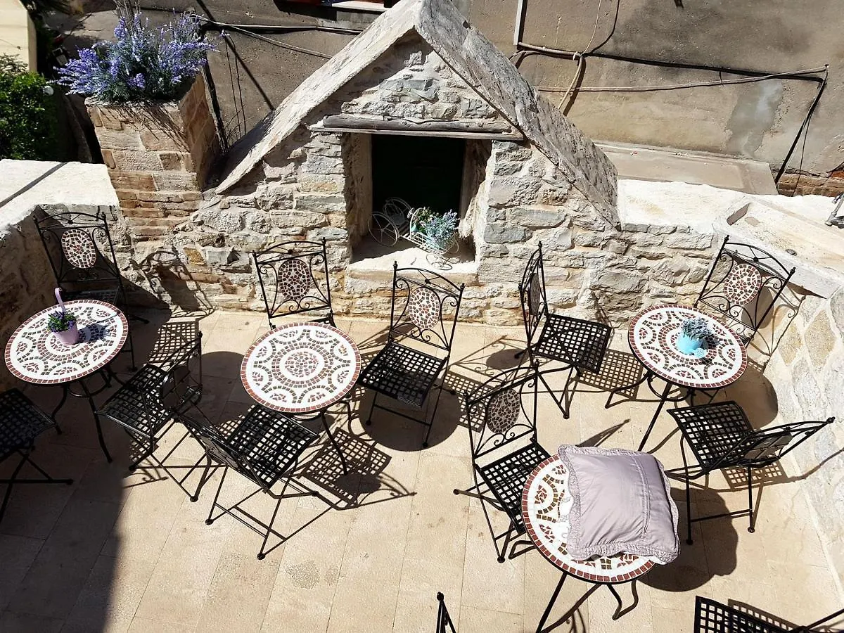 Apartament Villa Nautica Stone House Split